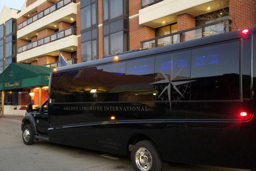 Golden Limousine Executive Coach - The Epitome of Luxury Travel